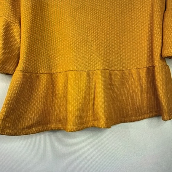 Yellow Ruffle Sleeve Top - Picture 3 of 3